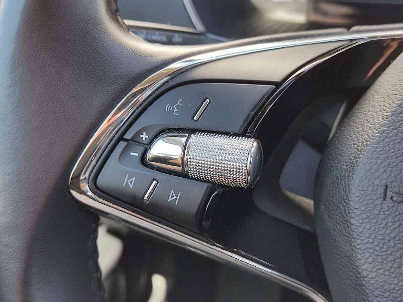 Škoda Octavia (2022) Combi Ambition Plus 2,0 Tdi 85 - fotka 29 z 35