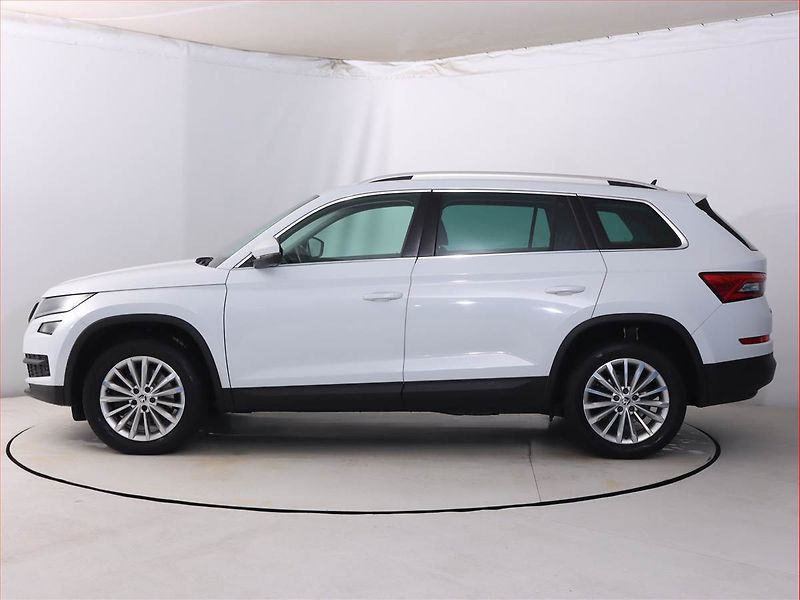Škoda Kodiaq (2019) 2.0 TSI - fotka 3 z 26