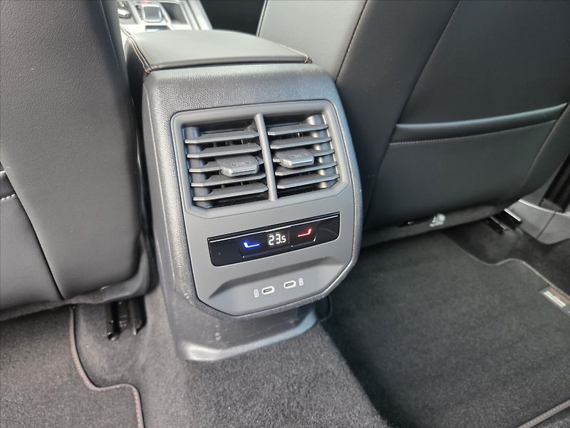 Cupra Formentor 1,5 TSi DSG Záruka2029 ČR 1.ma - fotka 9 z 17