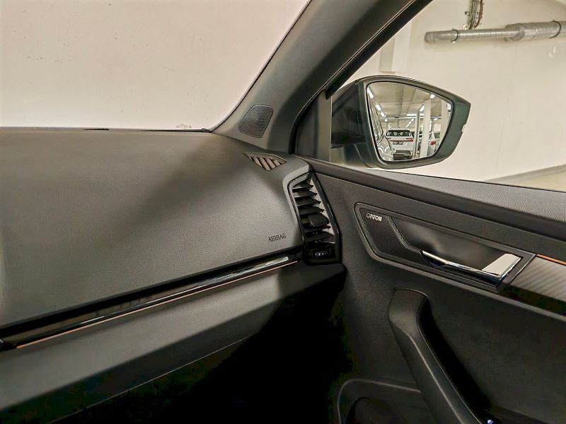 Škoda Karoq (2025) 1.5 TSI 110 kW DSG Sportline - fotka 6 z 32