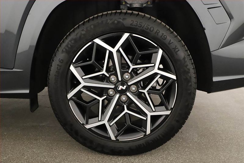 Hyundai Tucson (2024) 1.6 T-GDI 48V MHEV - fotka 12 z 21