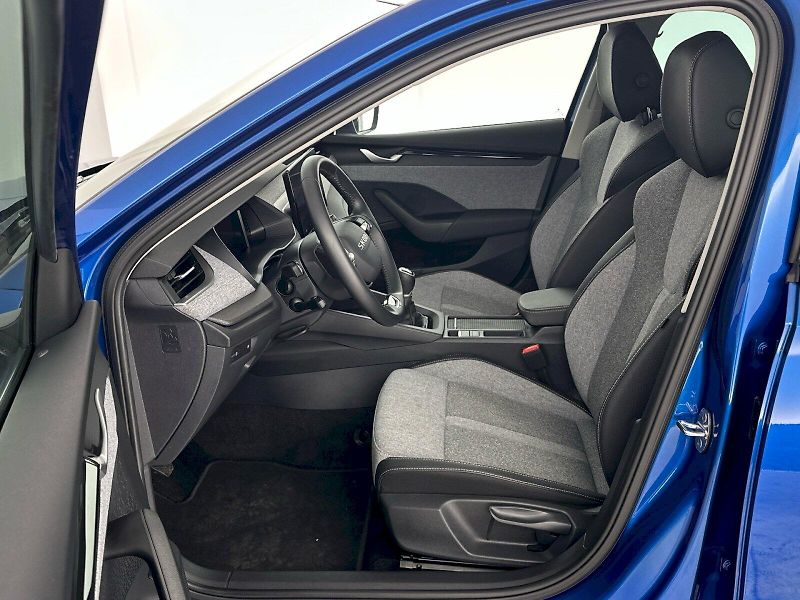 Škoda Octavia (2025) 1.5TSI 110kW Top Selection - fotka 7 z 30