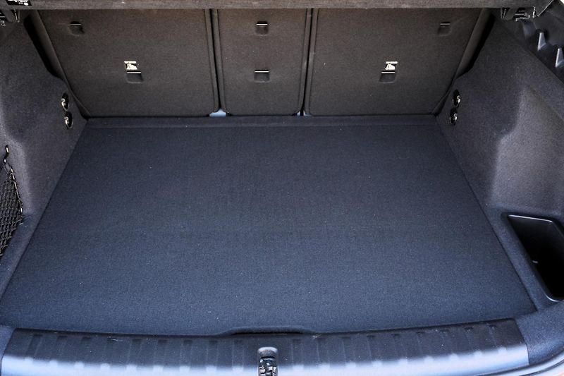 BMW X1 23i xDrive, Tažné, 360° kamera - fotka 36 z 40