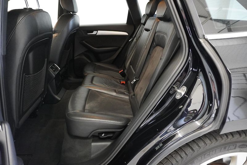Audi SQ5 3.0TDI 313PS QUATTRO AUZTOMAT - fotka 23 z 28