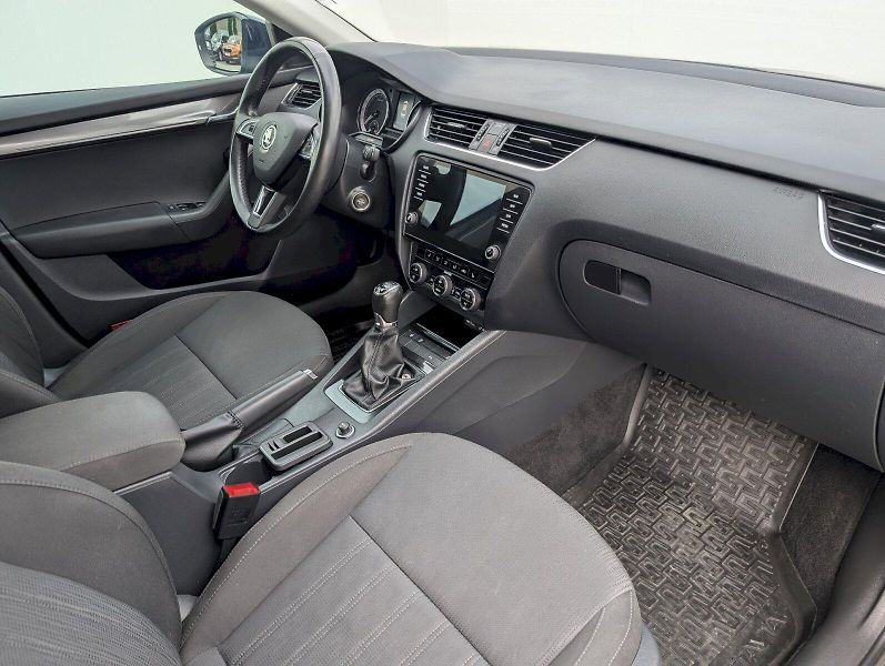 Škoda Octavia (2017) 2.0 TDI / 110 kW 4x4 Style Plu - fotka 9 z 30