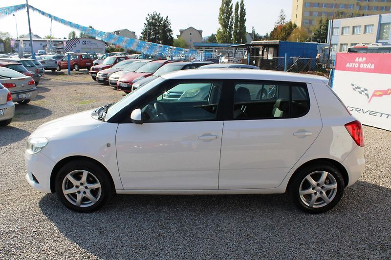 Škoda Fabia (2014) 1,4i 16V KLIMA EL.OKNA PC ALU - fotka 4 z 16