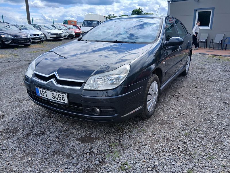 Citroën C5 2.0 HDI, klima - fotka 2 z 26