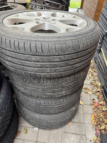 Mazda 5 2.0 D 7-MÍST 8xKOLA - fotka 24 z 25