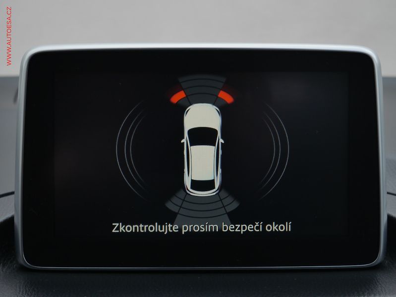 Mazda 3 (2014) 2.0 i, Sport, navi, xenon - fotka 20 z 22