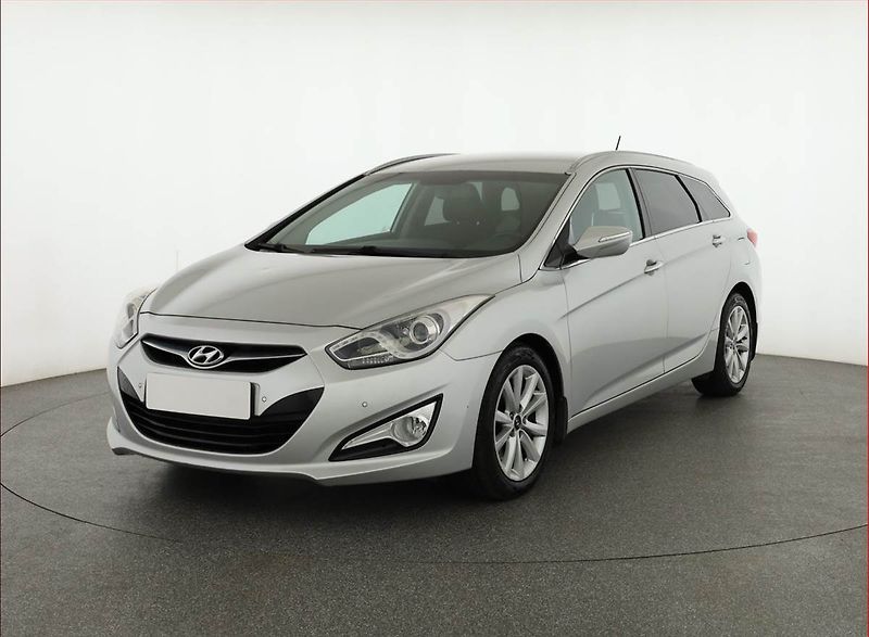 Hyundai i40 (2014) 1.7 CRDi, Automat, Serv.kniha - fotka 2 z 14