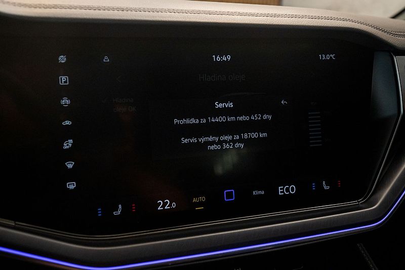 Volkswagen Touareg 3.0TDI 210kW RLine Weba ZÁRUKA - fotka 23 z 37