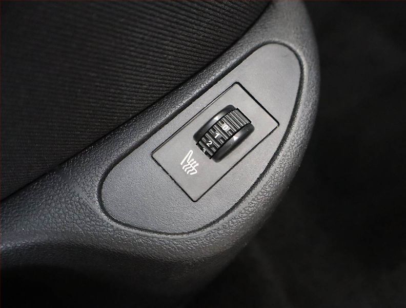 Peugeot 308 (2012) 1.6 HDi, nová STK - fotka 18 z 18