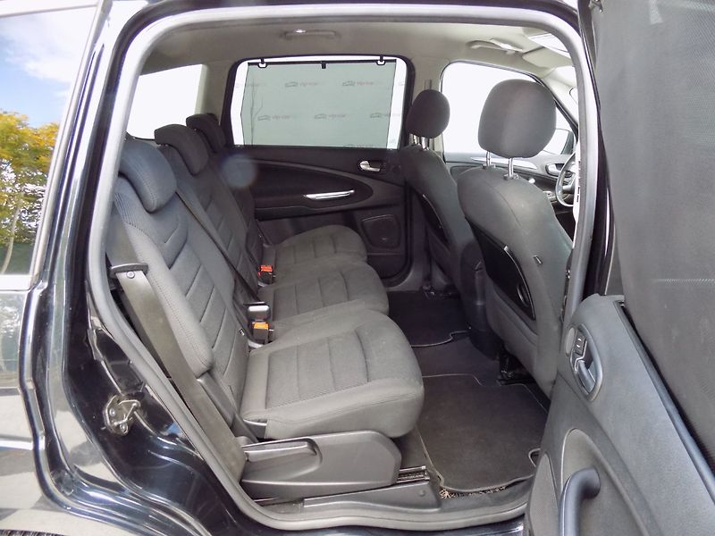 Ford S-MAX (2010) 2.0i/ČR/Klimatizace/LED/ - fotka 19 z 35