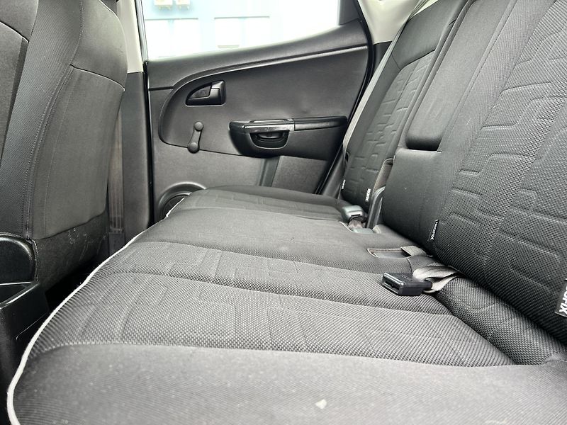 Kia Venga 1.4CVVT 66kw  KLIMA PANORAMA - fotka 22 z 38