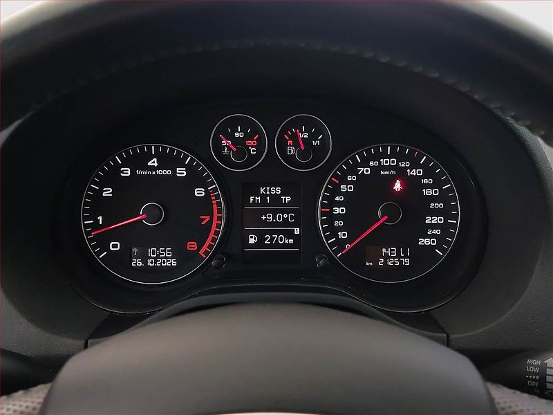 Audi A3 (2009) 1.4 TFSI, Vyhř. sedaček - fotka 8 z 11