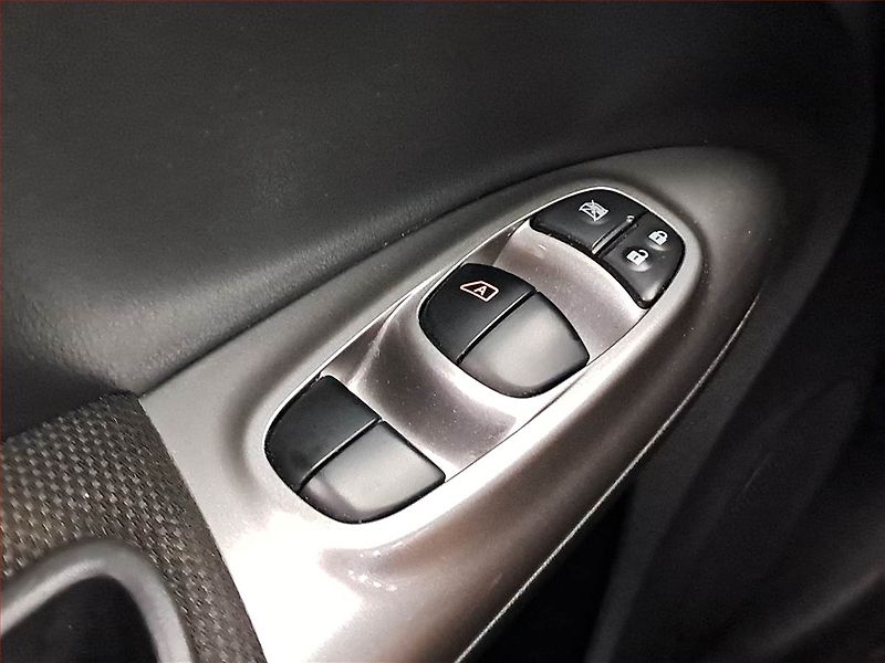 Nissan Juke (2017) 1.2 DIG-T, Serv.kniha, Navi - fotka 19 z 19