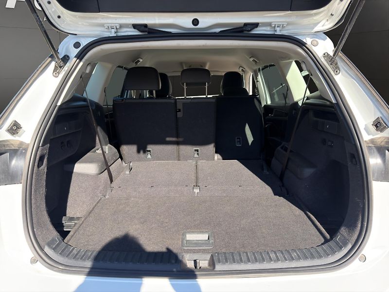 Volkswagen Tayron (2025) 110KW 7 MÍST TAŽNÉ  IQ.LIGHT  - fotka 21 z 27