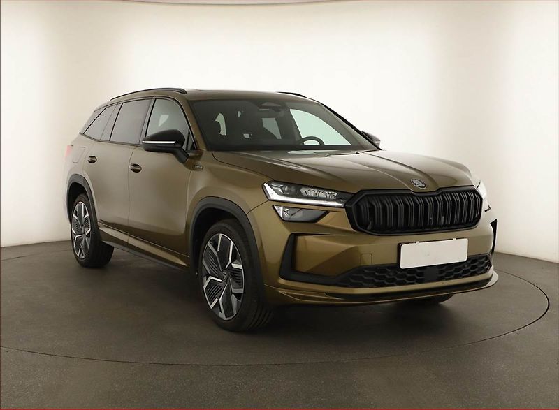 Škoda Kodiaq (2025) 2.0 TDI, SPORTLINE, 4X4 - fotka 1 z 21