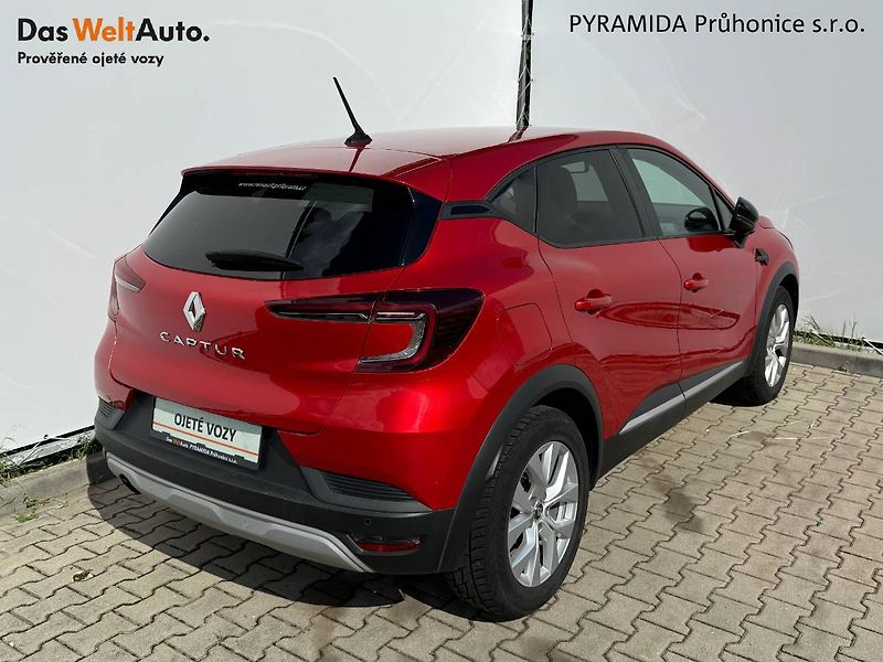 Renault Captur (2020) 1.0 TCe 74 kW Intens - fotka 2 z 23