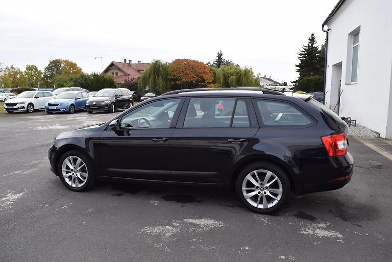 Škoda Octavia (2018) 1.4TSI 110kw AMBITION NAVI APP - fotka 11 z 47