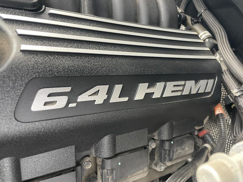 Jeep Grand Cherokee 6.4i 480PS HEMI SRT CZ 78000KM - fotka 83 z 187