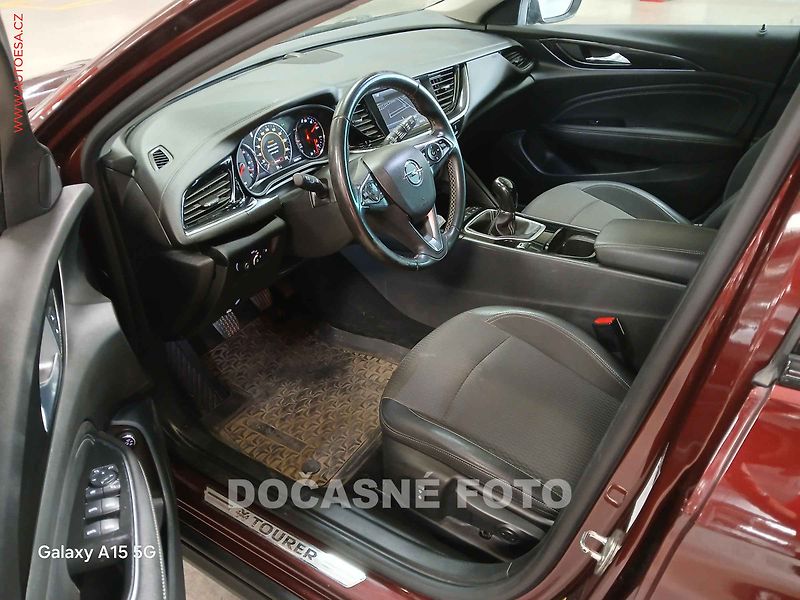 Opel Insignia (2018) 2.0 CDTI 4x4, 2.maj, LED - fotka 3 z 3