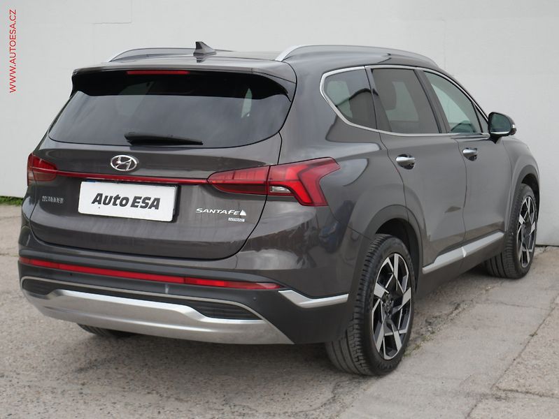 Hyundai Santa Fe (2021) 2.2 CRDi 4x4, 1.maj,ČR, AT - fotka 6 z 20
