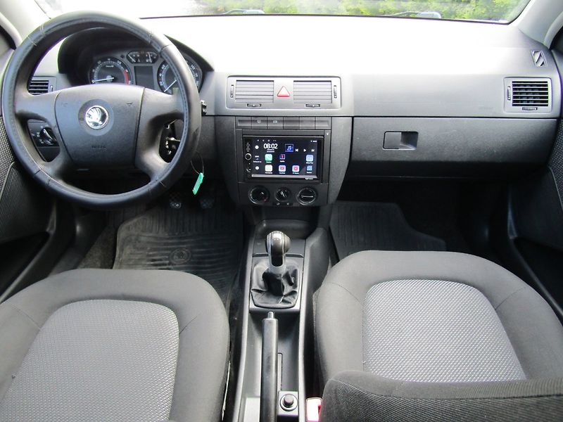 Škoda Fabia (2008) 1.2 47kW BEZ KOROZE - fotka 15 z 32