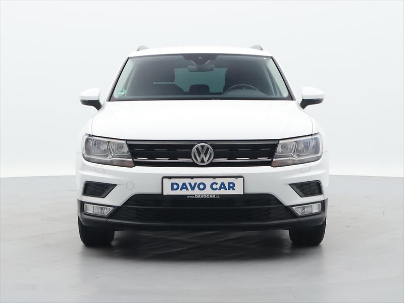 Volkswagen Tiguan 2,0 TDI Comfortline ACC Serv.k - fotka 2 z 29