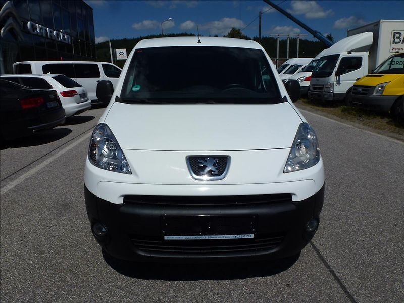 Peugeot Partner 1,6 HDI LONG L2H1 WEBASTO 3mís - fotka 4 z 44