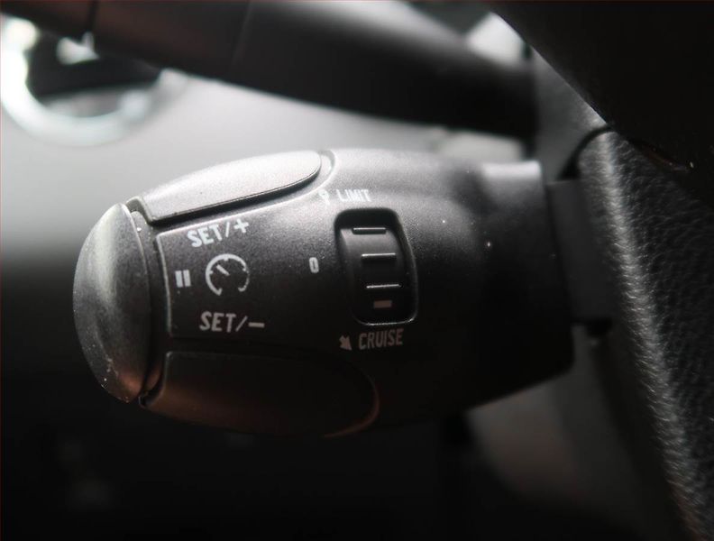 Peugeot 308 (2012) 1.6 VTi, ČR,1.maj, Serv.kniha - fotka 17 z 17