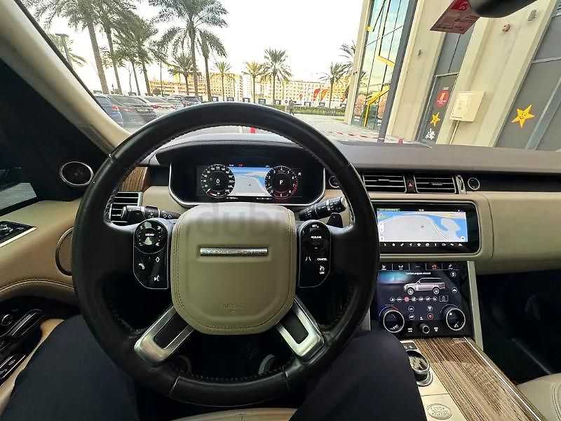 Land Rover Range Rover (2018) Komfortní SUV V8 - fotka 11 z 12