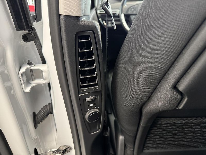 Citroën Grand C4 SpaceTourer 1.5 Blue HDi 130 EAT8 Shine P. - fotka 19 z 53