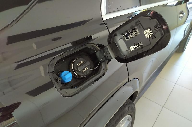 Mercedes-Benz GLE (2021) 350 de 4MATIC AMG Plug-in Hy - fotka 14 z 19