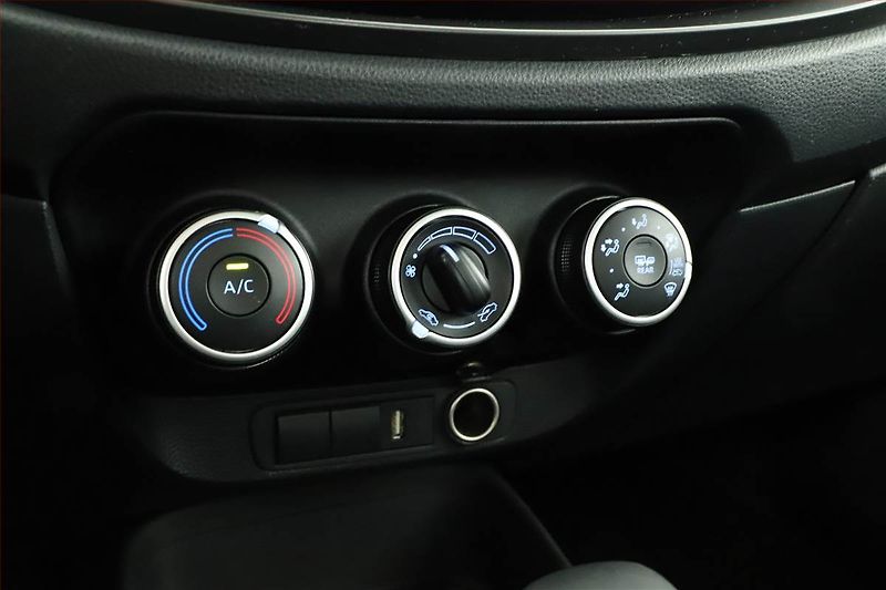 Toyota Aygo (2023) 1.0, Automat, ČR,1.maj - fotka 13 z 17