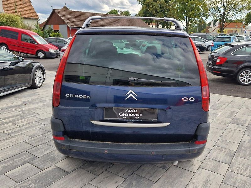 Citroën C8 (2007) 2,0 i 103 KW LPG 7Míst - fotka 6 z 25