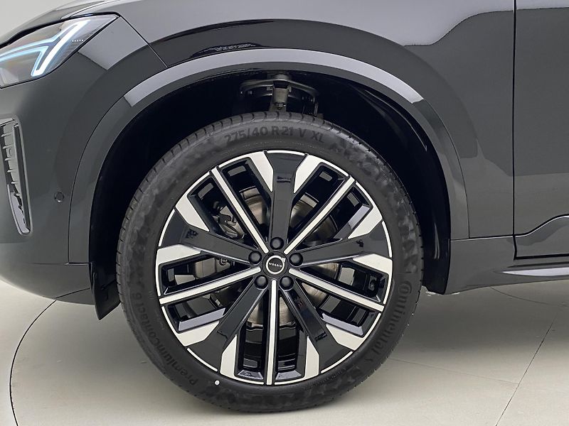 Volvo XC90 (2026) B5 AWD AUT DARK PLUS 7míst - fotka 18 z 70
