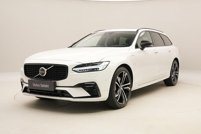 Volvo V90 T8 AWD RECHARGE DARK ULTRA CZ - fotka 1 z 69