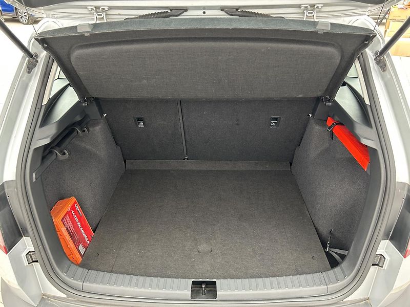 Škoda Karoq 1.5 TSI Active - fotka 24 z 26