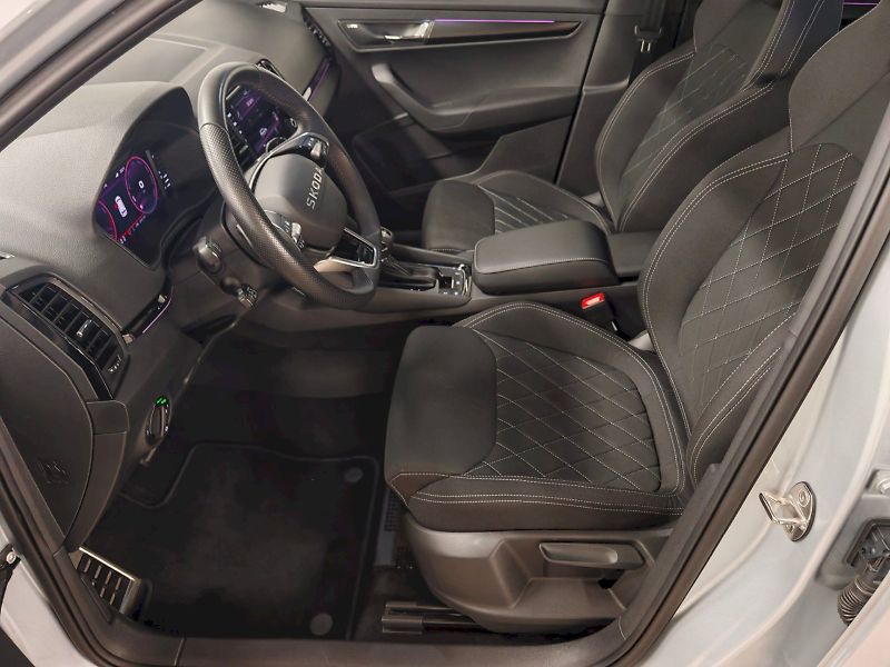 Škoda Karoq (2025) 1.5 TSI 110 kW DSG Sportline - fotka 22 z 32