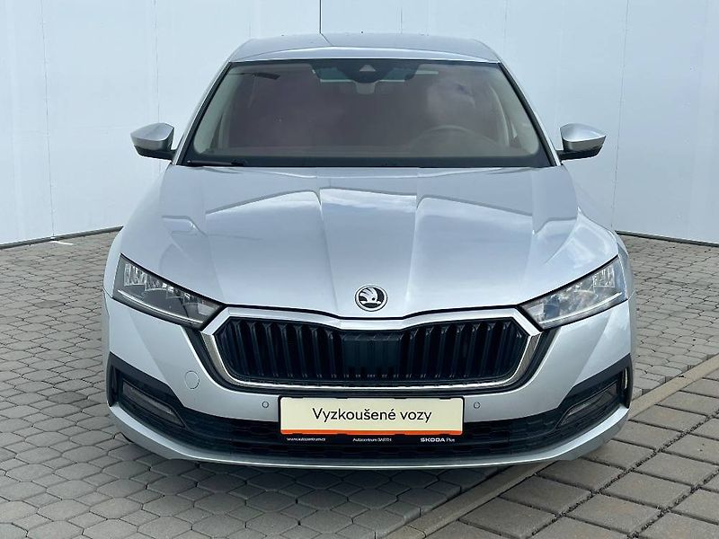 Škoda Octavia Ambition 7DSG 2,0TDI - fotka 4 z 23