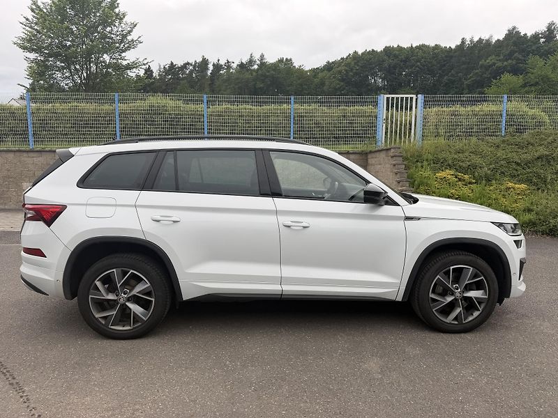 Škoda Kodiaq SPORTLINE 2,0D147kW 4x4 7sed - fotka 4 z 24
