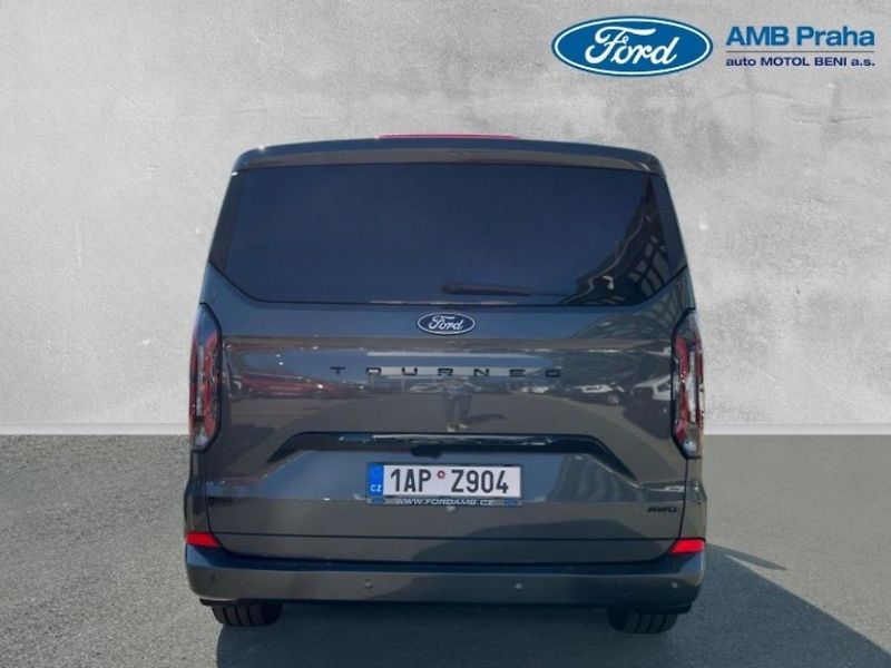 Ford Tourneo Custom 2.0D,125KW,CZ,DPH,1MAJ,AWD - fotka 5 z 28