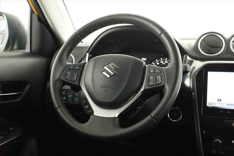 Suzuki Vitara (2026) 1.5 Hybrid - fotka 8 z 15