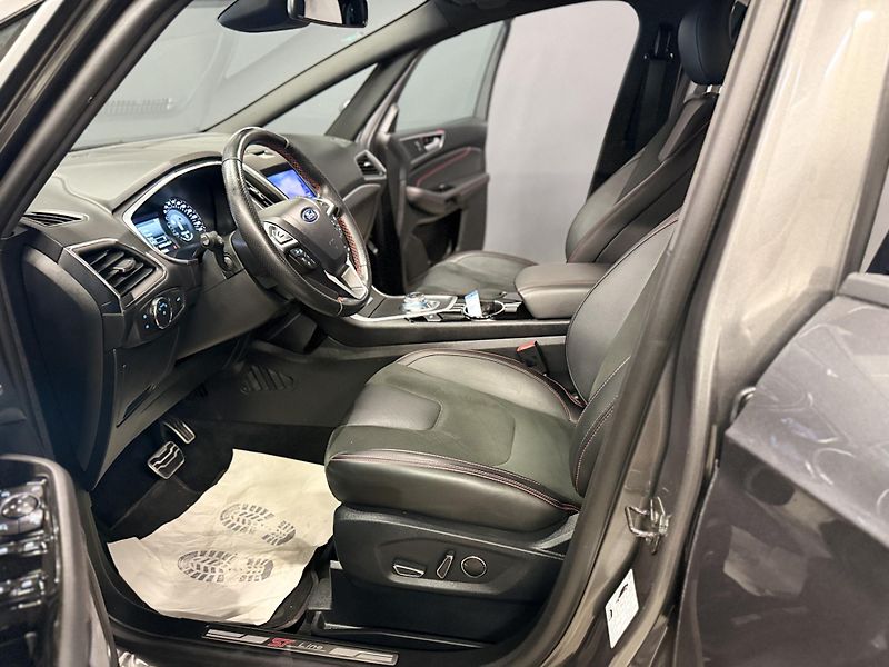 Ford S-MAX (2022) 2.5 HEV,ST-LINE,7REZERVOVÁNO - fotka 10 z 44