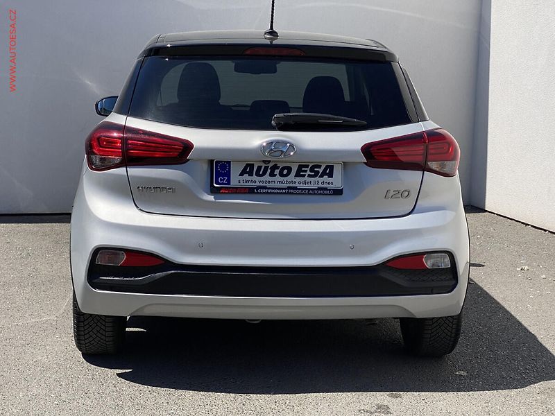 Hyundai i20 (2019) 1.0 T-GDi, YES! navi, kamera - fotka 5 z 17