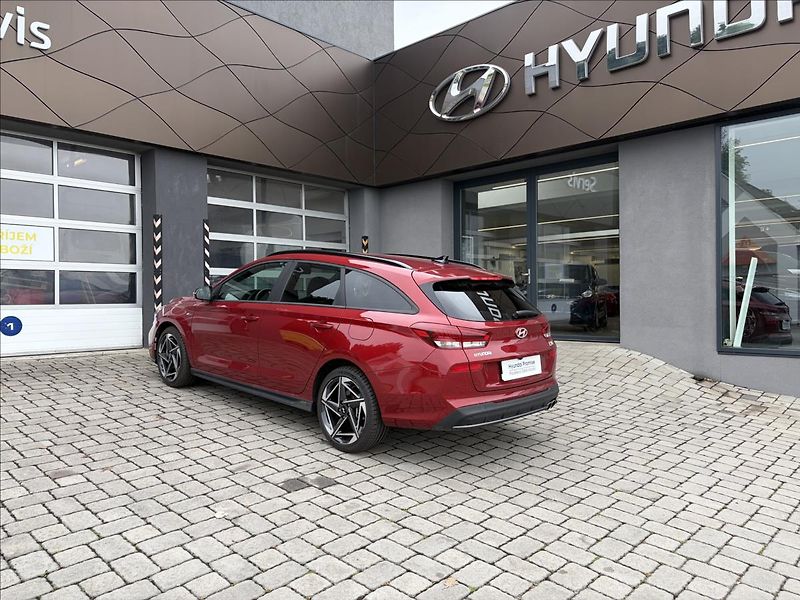 Hyundai i30 1,5 T-GDI N-Line - fotka 17 z 19