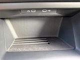 Volkswagen Golf (2024) 1.5 TSI 110kW Life - náhled 28