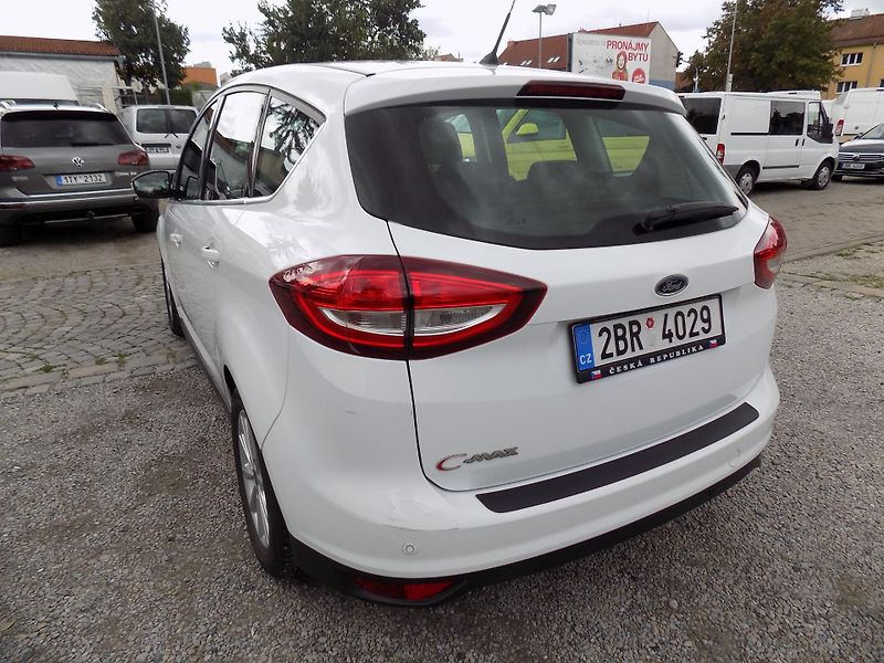 Ford C-MAX 2,0 TDCI 110 KW TITANIUM NAVI - fotka 12 z 39