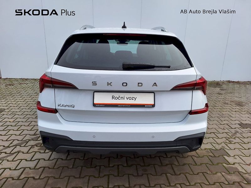 Škoda Kamiq (2024) 1.0TSI / 85 kW / 6MP / TOP SEL - fotka 9 z 29